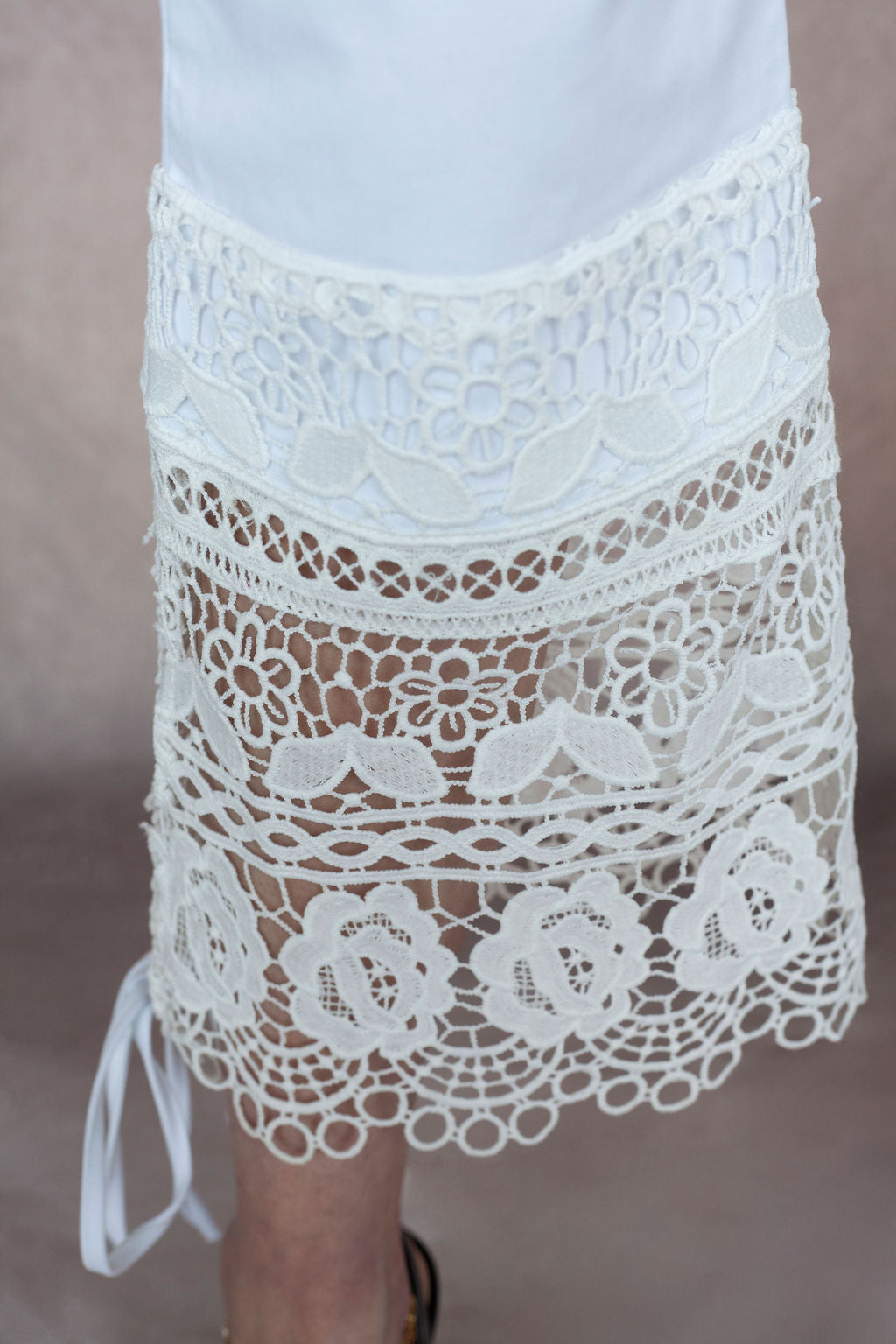 Alix Lace-Cuff Ankle Pants