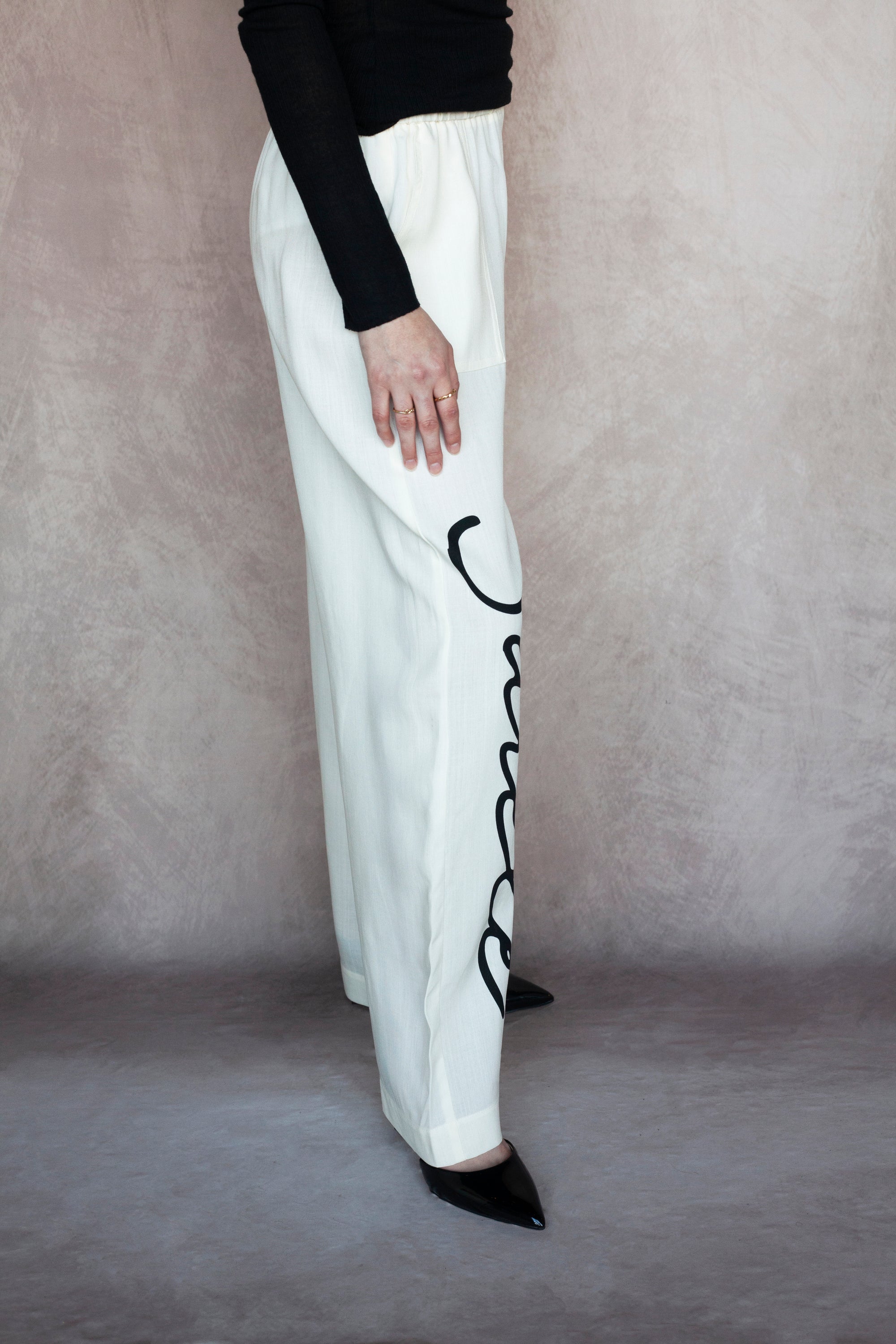 Surele Wide-Leg Drawstring Pants